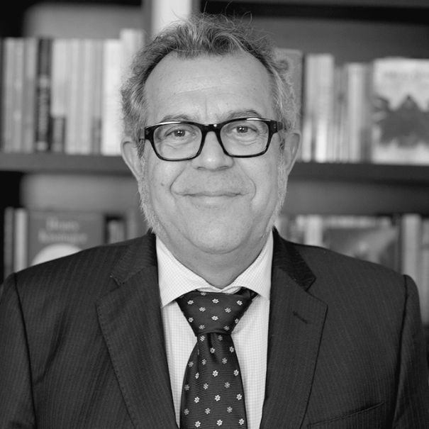 Manuel Lucena Giraldo